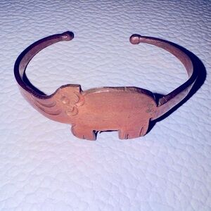 Solid Copper Hammered Elephant Design Bangle Bracelet Vintage